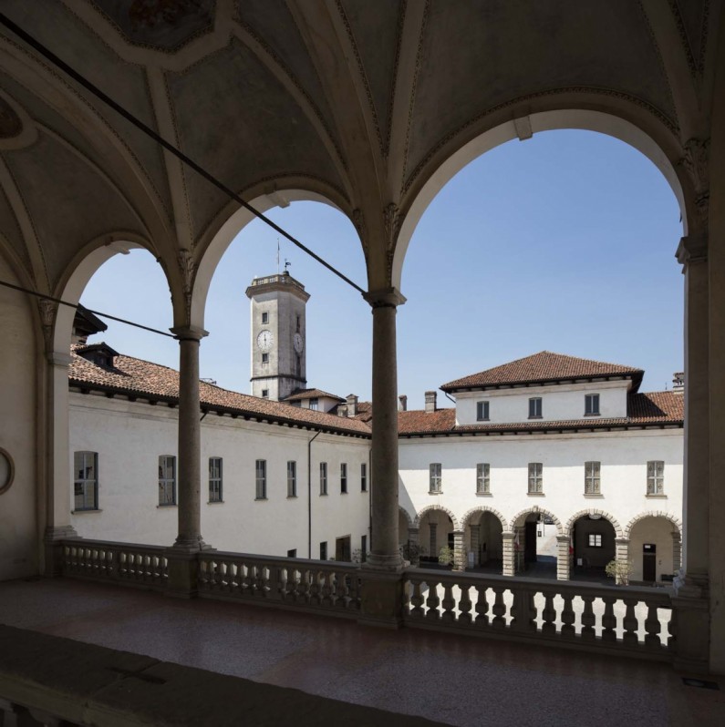 2CE Presentazione generale di Palazzo Arese Borromeo (2)