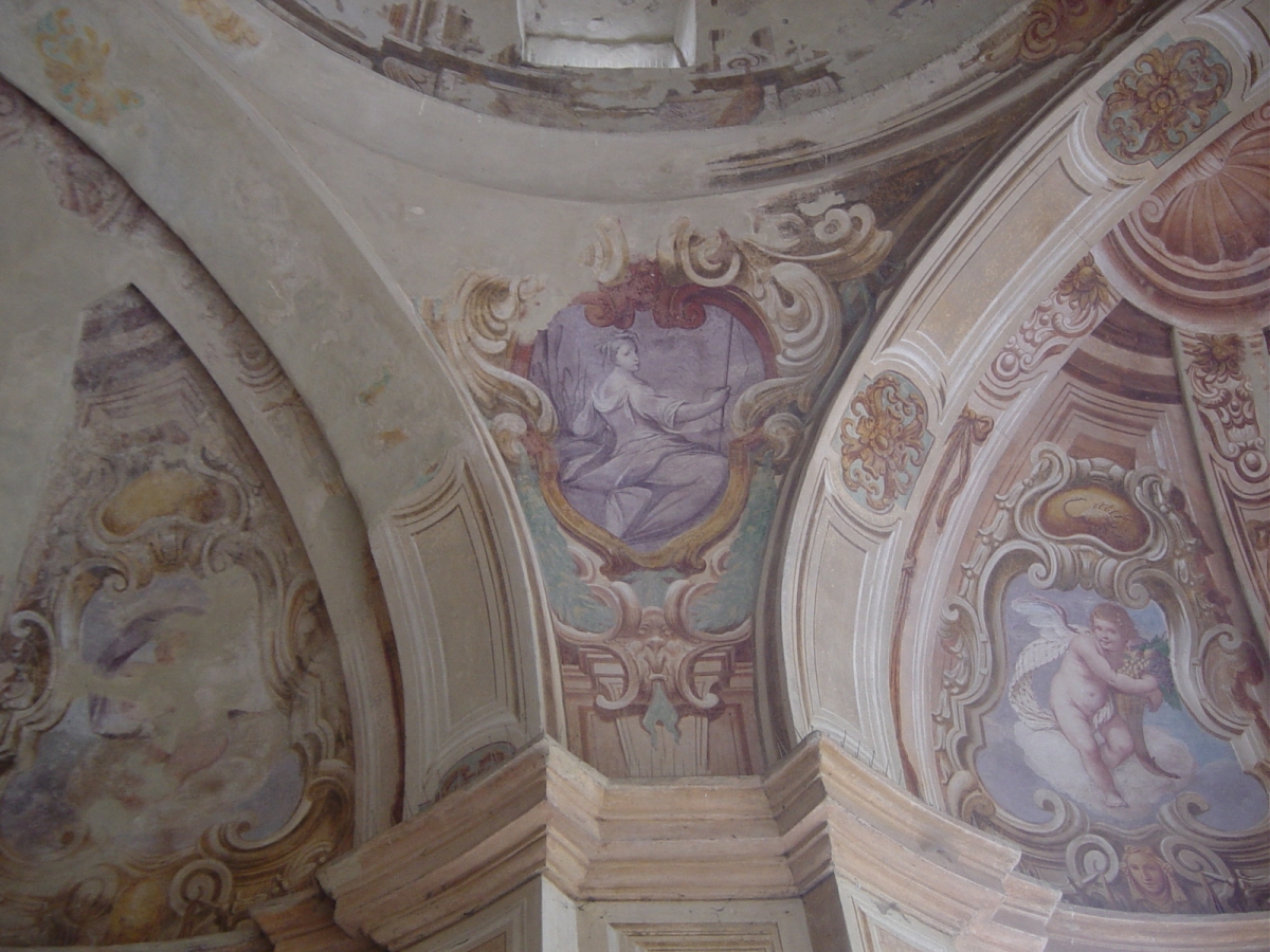 Particolare dell’apparato decorativo-pittorico del Tempietto del fauno (Fototeca ISAL, fotografia di Maria Chiara Bonaldi e Roberto Daniel)