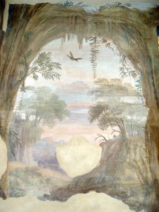 Veduta di una delle pareti affrescate a boscareccia della Stanza vicino al cortile del Mosaico (Fototeca ISAL)