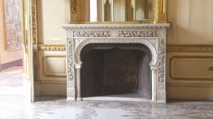 Detail of the floral fireplace (ISAL Photo Archive)