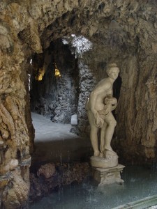 Statua Venere al bagno 